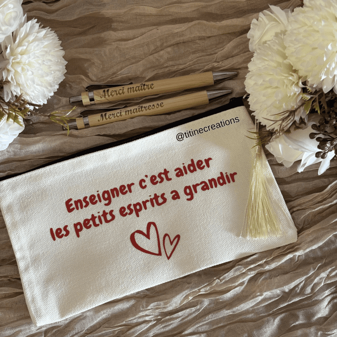 Pochette et stylo