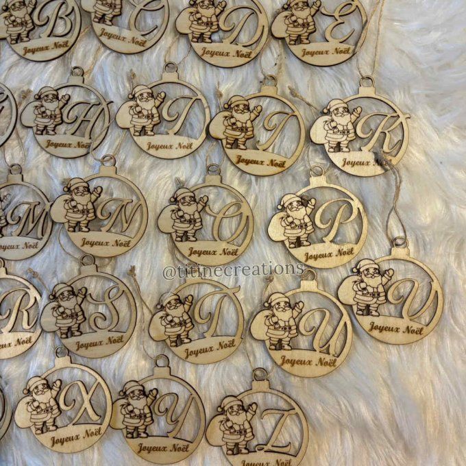 Boule de Noël initiales